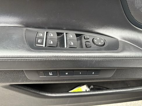 Used 2014 BMW 750Li xDrive image 20
