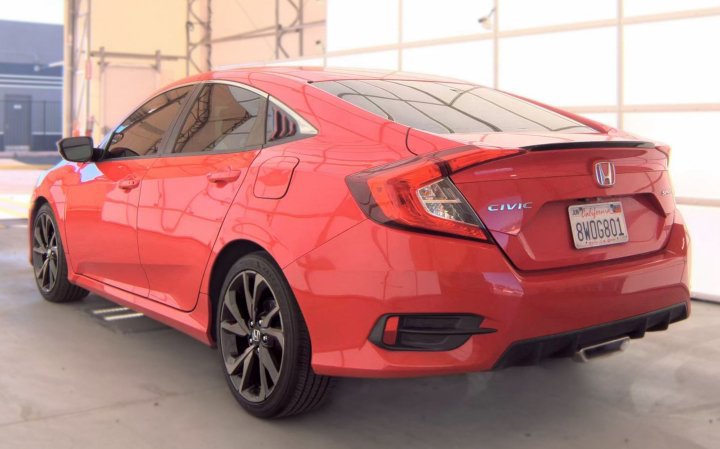 Used 2021 Honda Civic Sport image 3