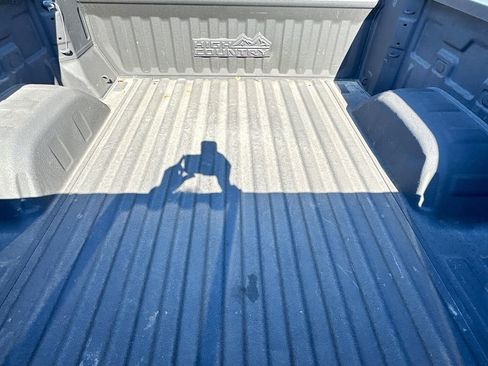 Used 2024 Chevrolet Silverado 1500 High Country image 26