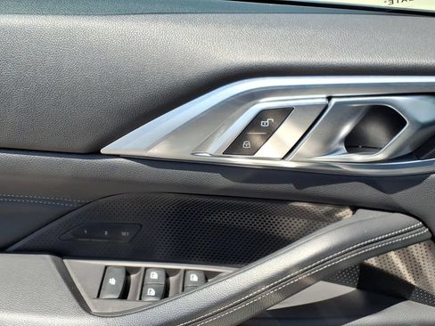 Used 2025 BMW 430i Convertible RWD image 32