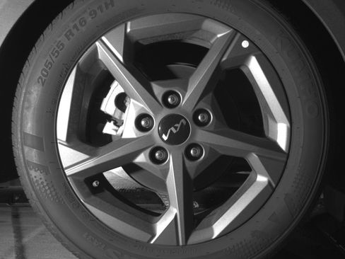 Used 2025 Kia K4 FWD image 15