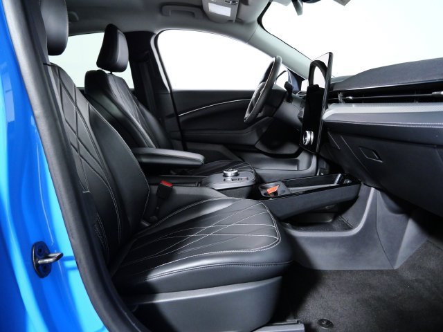Certified 2023 Ford Mustang Mach-E Select AWD/4WD image 11