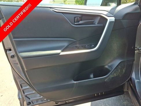 Certified 2023 Toyota RAV4 LE AWD/4WD image 13