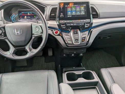 Used 2023 Honda Odyssey Touring image 18