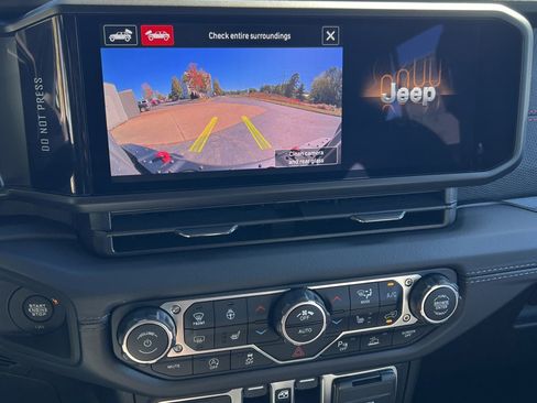 New 2026 Jeep Wrangler Unlimited Rubicon AWD/4WD image 26