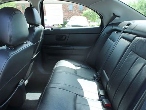 Used 2005 Mercury Sable LS image 28