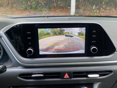 Used 2021 Hyundai Sonata SE w/ Winter Weather Package FWD image 27