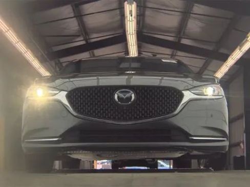 Used 2018 MAZDA MAZDA6 Signature image 3