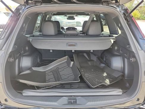 Used 2025 Subaru Forester Sport AWD/4WD image 10