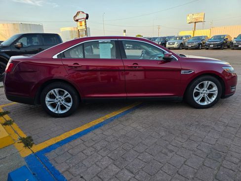 Used 2016 Ford Taurus SEL w/ Equipment Group 201A AWD/4WD image 4