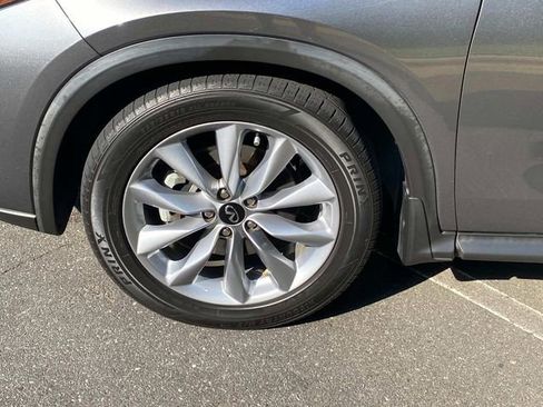Used 2021 INFINITI QX50 Luxe FWD image 6