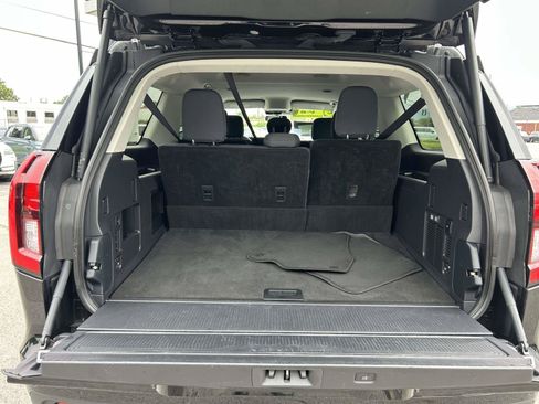 Used 2025 Ford Expedition Max Active RWD image 14