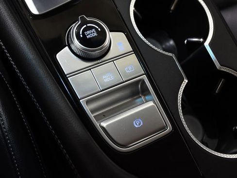 New 2026 Genesis G70 2.5T image 22