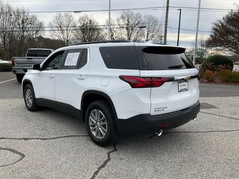 Used 2023 Chevrolet Traverse LT image 23