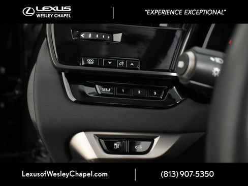 Used 2024 Lexus RX 350 Premium image 39