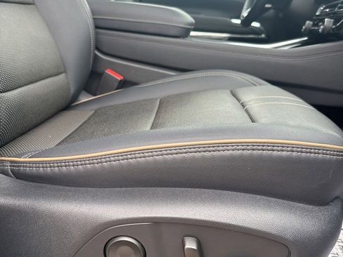 Used 2025 Chevrolet Traverse High Country w/ LPO, Floor Liner Package AWD/4WD image 21