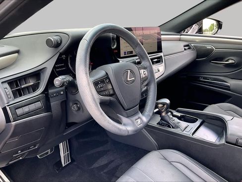Used 2023 Lexus ES 350 F Sport w/ Accessory Package (Z2) FWD image 15