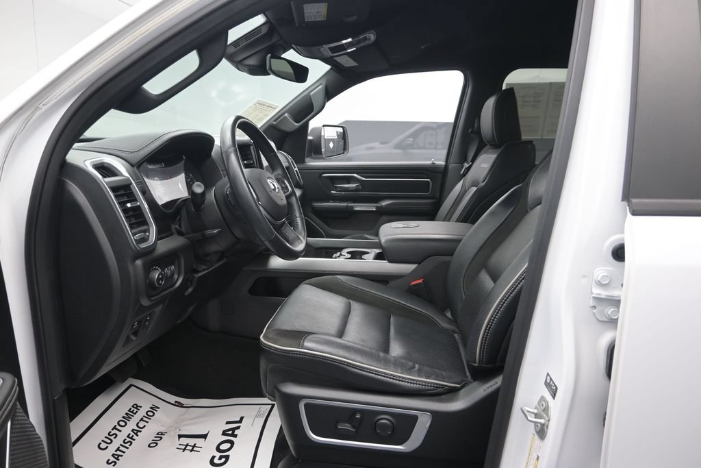 Used 2023 RAM 1500 Laramie AWD/4WD image 10