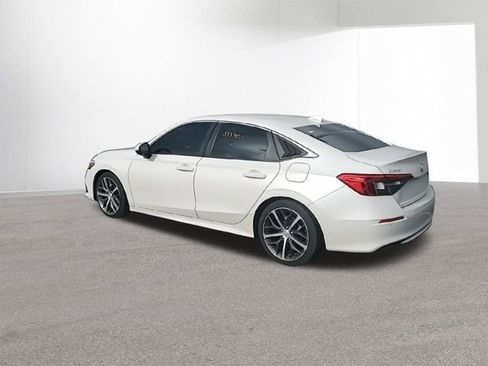 Used 2024 Honda Civic Touring image 6