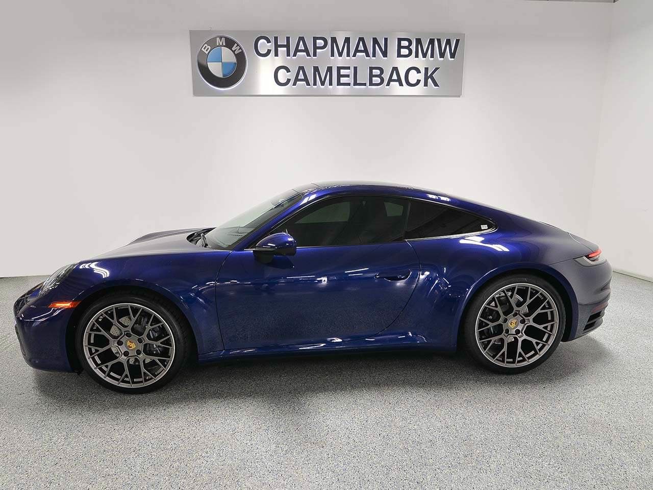 Used 2020 Porsche 911 Carrera RWD image 3