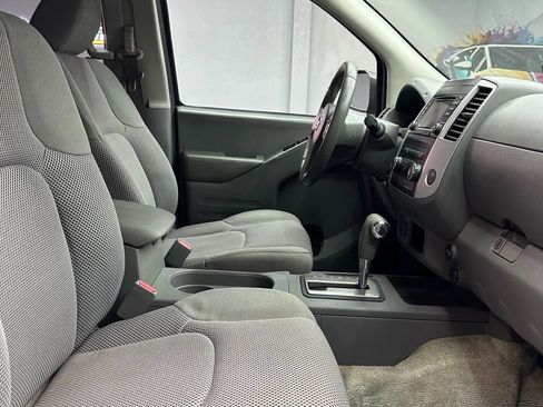 Used 2018 Nissan Frontier SV RWD image 29