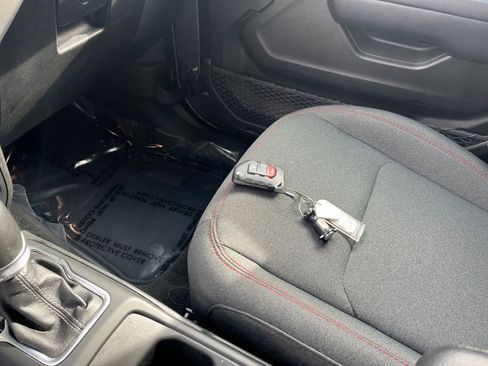 Used 2025 Jeep Wrangler Unlimited Rubicon image 21