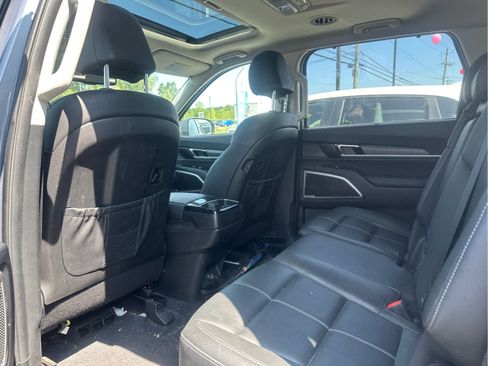 Used 2023 Kia Telluride EX AWD/4WD image 13