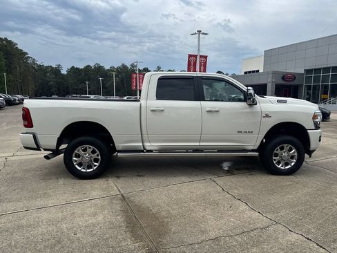 Used 2024 RAM 2500 Laramie AWD/4WD image 8