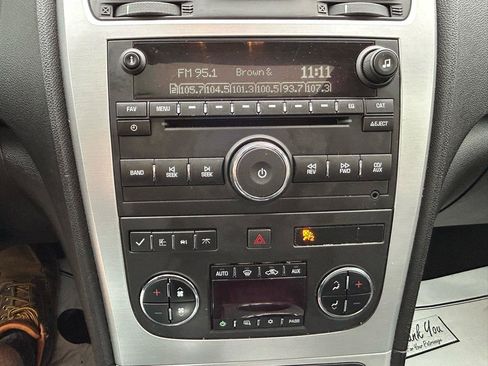 Used 2012 GMC Acadia SLT AWD/4WD image 24