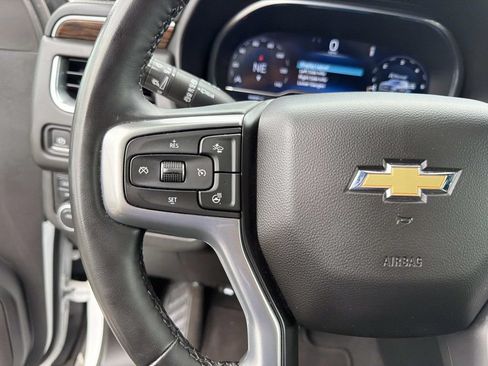 Used 2024 Chevrolet Suburban Premier AWD/4WD image 26