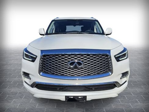 Used 2024 INFINITI QX80 Luxe AWD/4WD image 2
