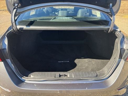 Used 2024 Nissan Sentra SV image 10