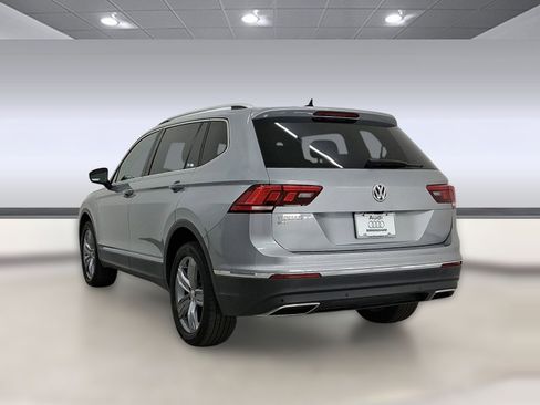 Used 2020 Volkswagen Tiguan SEL image 3