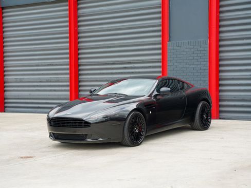 Used 2011 Aston Martin DB9 Coupe RWD image 1