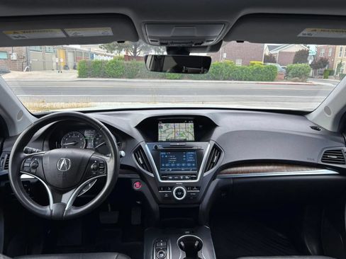 Used 2020 Acura MDX SH-AWD w/ Technology Package image 17