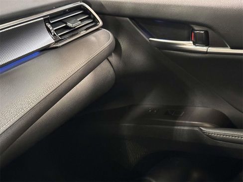 Used 2023 Toyota Camry XSE image 25