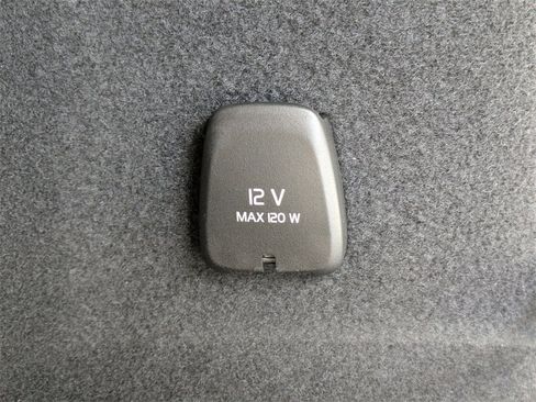 New 2026 Volvo XC60 B5 Ultra w/ Protection Package Premier image 15