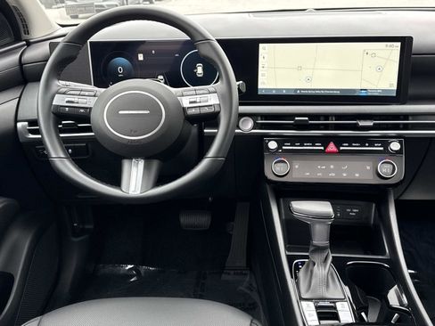 Certified 2025 Hyundai Tucson SEL image 2