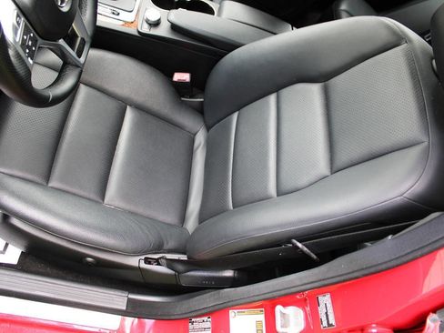 Used 2014 Mercedes-Benz C 300 4MATIC Sedan image 18