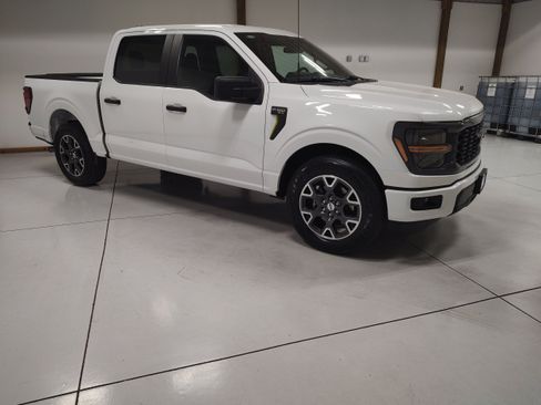Used 2024 Ford F150 STX RWD image 2