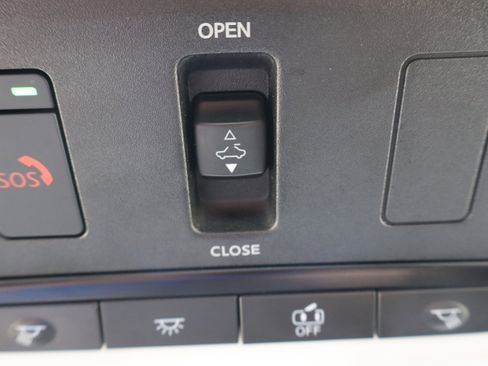 Used 2023 Nissan Altima 2.5 SL FWD image 26