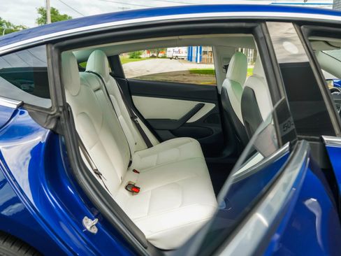 Used 2018 Tesla Model 3 Long Range AWD/4WD image 29