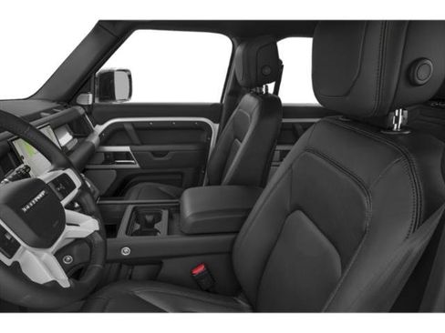 Used 2025 Land Rover Defender 130 X-Dynamic SE AWD/4WD image 9