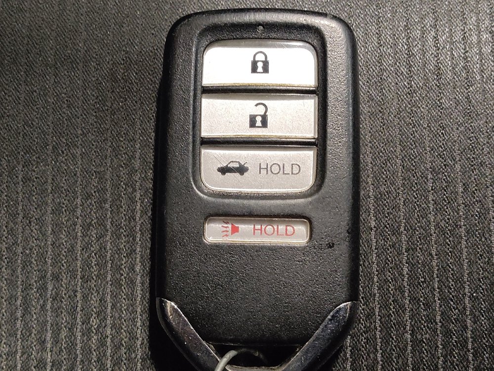 Used 2018 Honda Accord Sport image 32