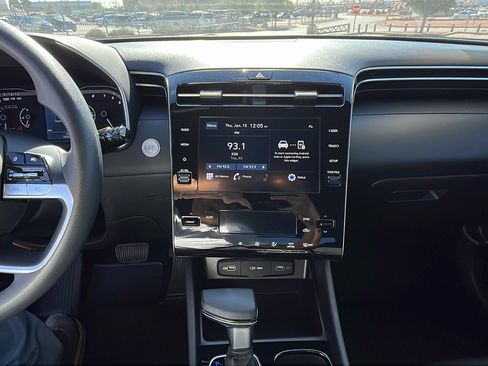 Used 2024 Hyundai Santa Cruz SEL image 19