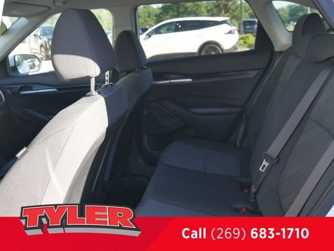 Used 2024 Kia Seltos LX AWD/4WD image 36