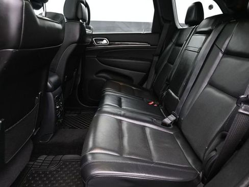 Used 2018 Jeep Grand Cherokee Overland AWD/4WD image 11