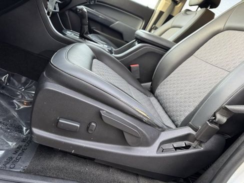 Used 2018 Chevrolet Colorado Z71 image 8