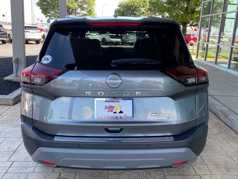 Certified 2023 Nissan Rogue SV w/ SV Premium B Package AWD/4WD image 6