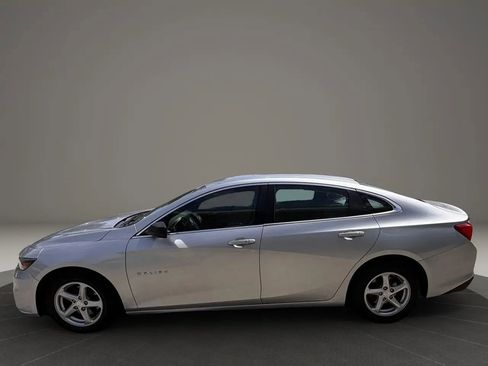 Used 2016 Chevrolet Malibu LS FWD image 2